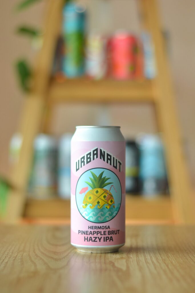 Urbanaut Hermosa Pineapple Brut Hazy IPA (440ml)
