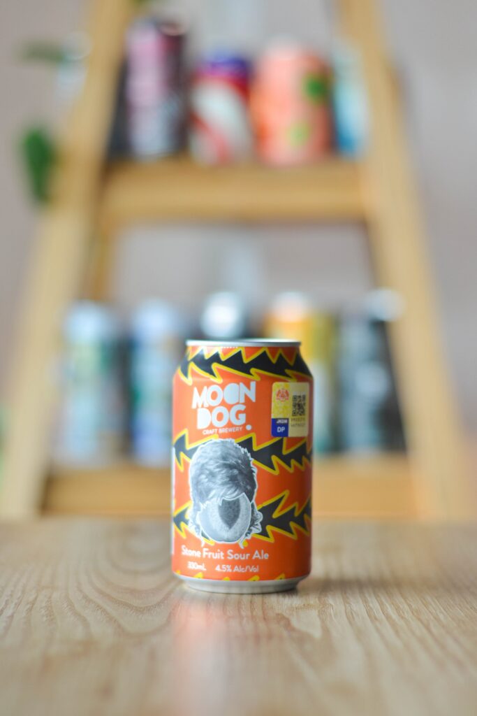 Moon Dog Sharon Stone Fruit Sour (330ml)
